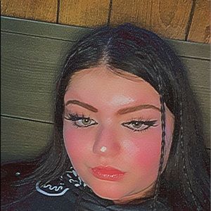 Meet your Posher, Lindsey